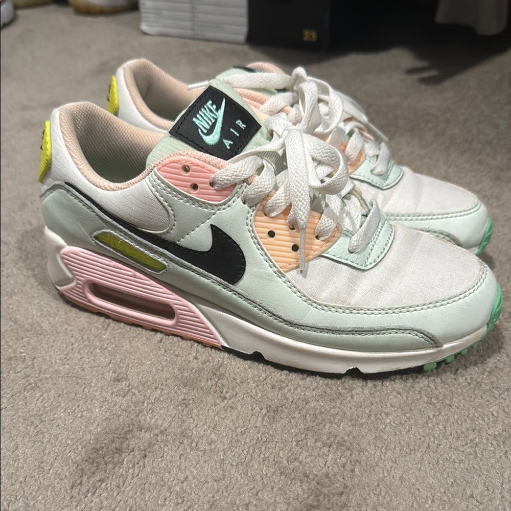 Nike Air Max Multicolor Sneakers